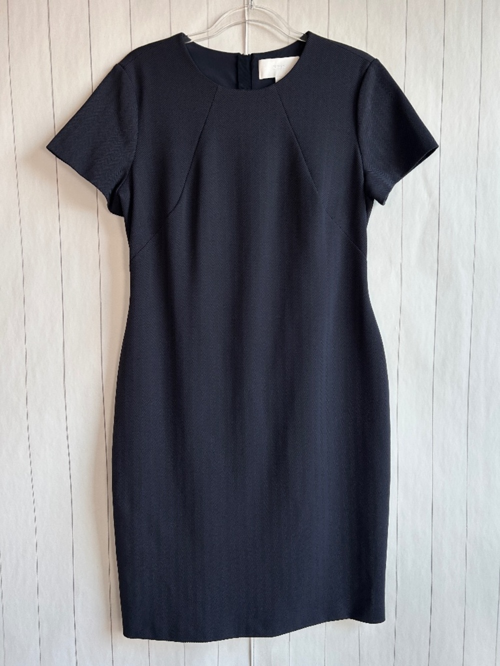Hugo Boss size 10 Dijersa sheath dress herringbone textured navy jersey